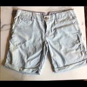 GAP Light Blue 1969 Soft Cotton Shorts 100 % Cotton Size 27/4